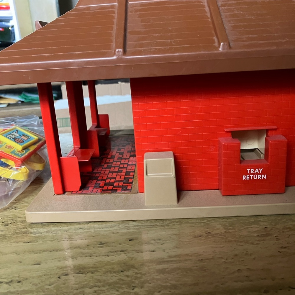 McDonald’s playskool restaurant